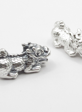 s999纯银复古3d硬泰银神兽送子