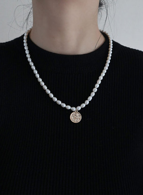 宫廷港风珍珠毛衣链百搭秋冬新款