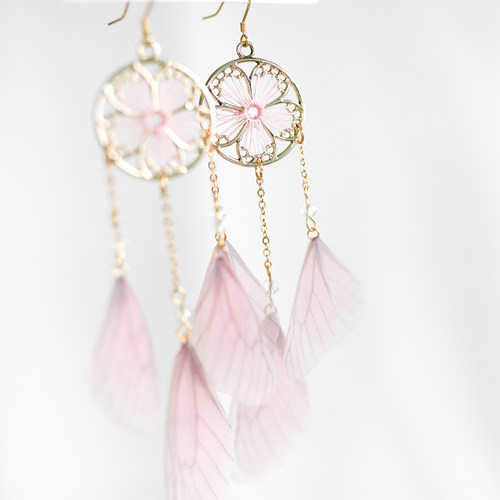 捕梦网造型梦幻耳坠 粉色蝴蝶翅膀流苏长耳环 仙气度假无耳洞耳夹 - 图1