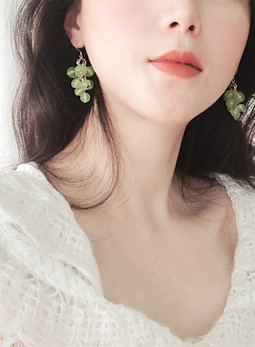超可爱超水灵的绿色葡萄水果耳环