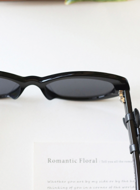 辛芷蕾同款墨镜猫眼太阳眼镜女凹造型黑超复古小框蝴蝶结随意搭