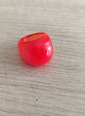 中东蜜蜡美人醉粉丝蜡戒指招桃花时尚饰品