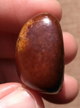 新疆和田玉籽料吊坠红沁原石