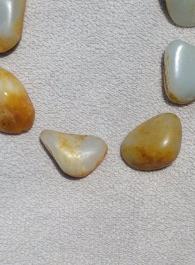 和田玉籽料原石手链黄皮白玉