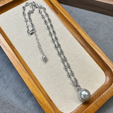 自带高级感仿大溪地铂金灰色珍珠猪鼻子项链毛衣链女可拆卸吊坠
