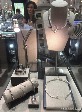 UNODE50项链欧洲纯手工挂锁女