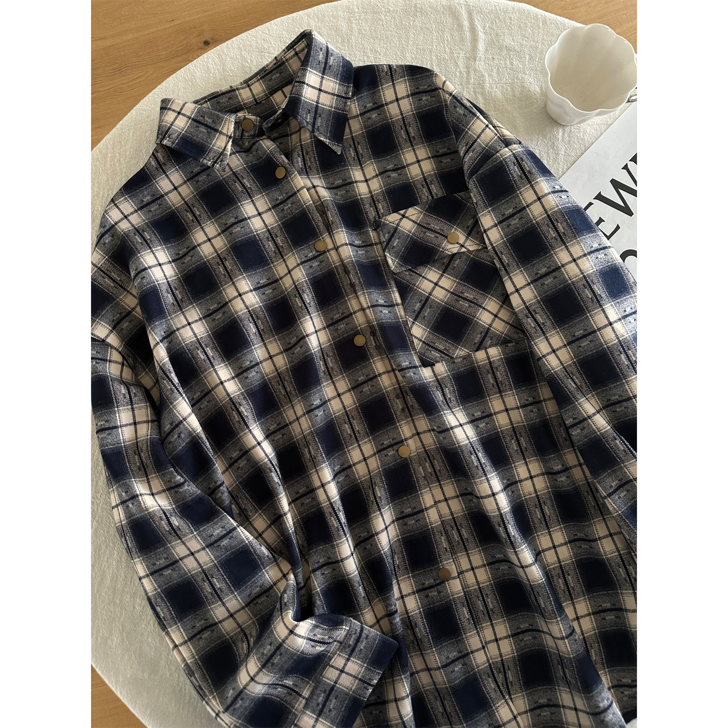 加厚高品质磨毛呢料格子衬衫女2025冬季复古百搭叠穿单穿洋气外套,淘宝优惠券,粉丝福利购,淘宝优惠卷