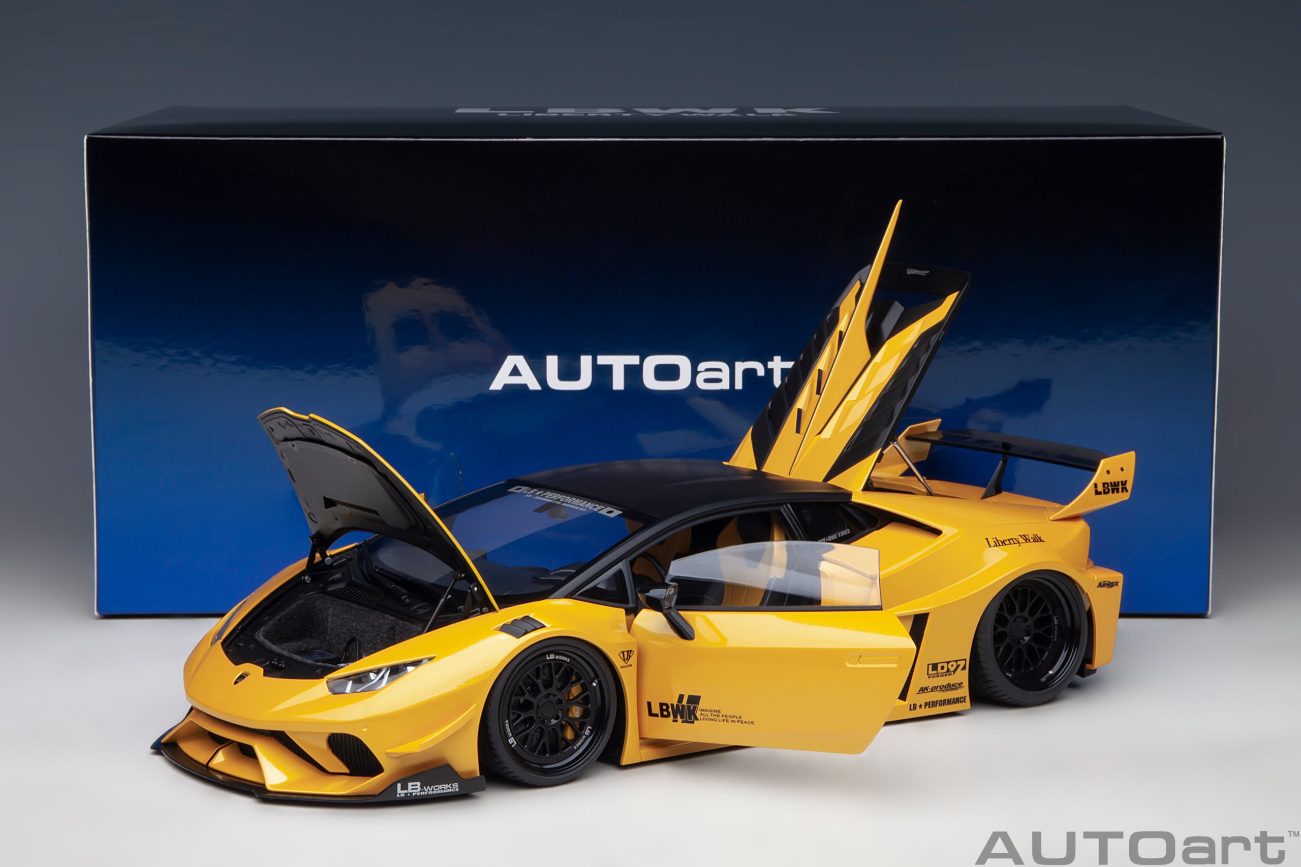 奥拓AUTOart1:18 兰博基尼 LIBERTY WALK LB  HURACAN GT汽车模型 - 图1