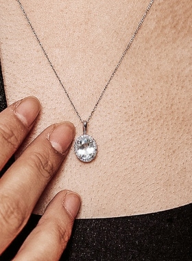 天然海蓝宝吊坠原石女宝石挂件项链纯银镀18K白金水晶流行饰品