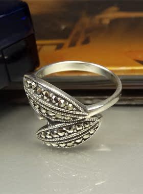 16号夸张叶子造型时尚风镶嵌戒指
