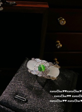 冰种玻璃白玉髓蝴蝶宝石手链 水灵 镀18K金 雪花蛋形锆石项链饰品