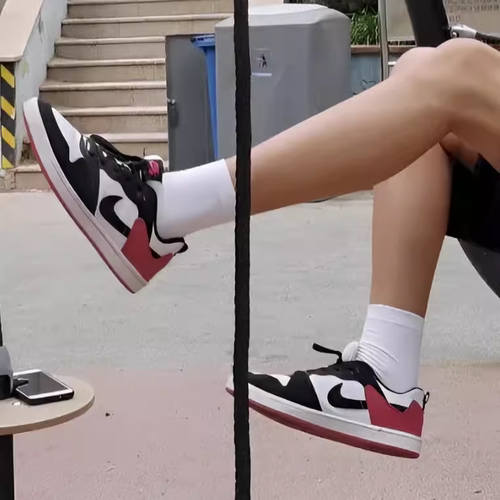 NIKE耐克 SB ALLEYOOP (GS)女子休闲复古街头滑板鞋  CJ0883-102 - 图1