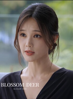 美人余李一桐余梦同款耳环法式精致高级感小众金色耳圈时髦耳饰女