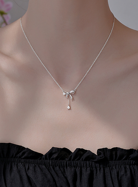 银奥女999纯银蝴蝶结项链
