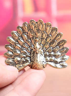 黄铜孔雀桌面办公摆件孔雀开屏铜雕工艺品文玩茶宠摆饰老铜器