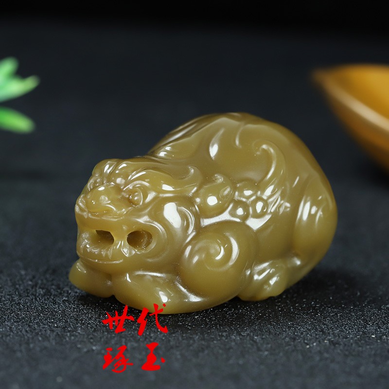 新疆玉糖玉瑞兽貔貅手把件和田玉糖料立体麒麟把玩件挂件皮丘摆件-图1