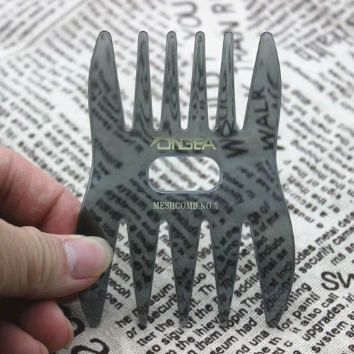 Масляная головка расчесывает мужское расчесывание, расчесывание расчесываемое расчесывание в стиле расчесывание, мода мода, парикмахерские, наборы с большими зубами