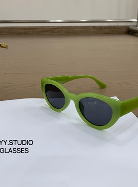 绿色复古小框猫眼太阳镜女