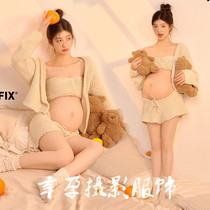 New Movie House Pregnant Woman Photo Costumes Cute And Playful Little Fresh Pregnancy Mommy Cozy Home Lazy Wind Cinematography
