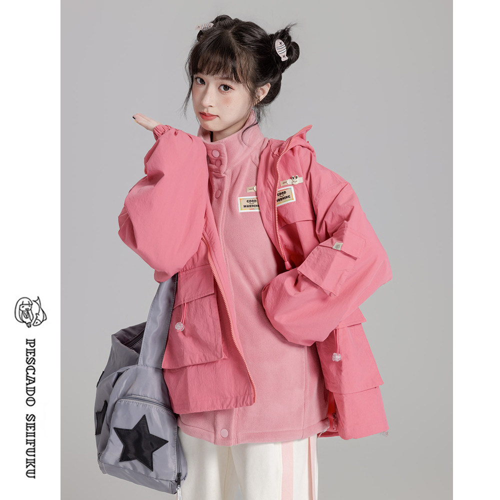 咸鱼衣橱 猫耳朵冲锋衣外套女春秋2026新款学院小个子连帽防风衣,淘宝优惠券,粉丝福利购,淘宝优惠卷