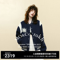 MOCo ROKH designer joint series 2023 autumn new products towel embroidered paparazzi baseball uniform MBC3COT012