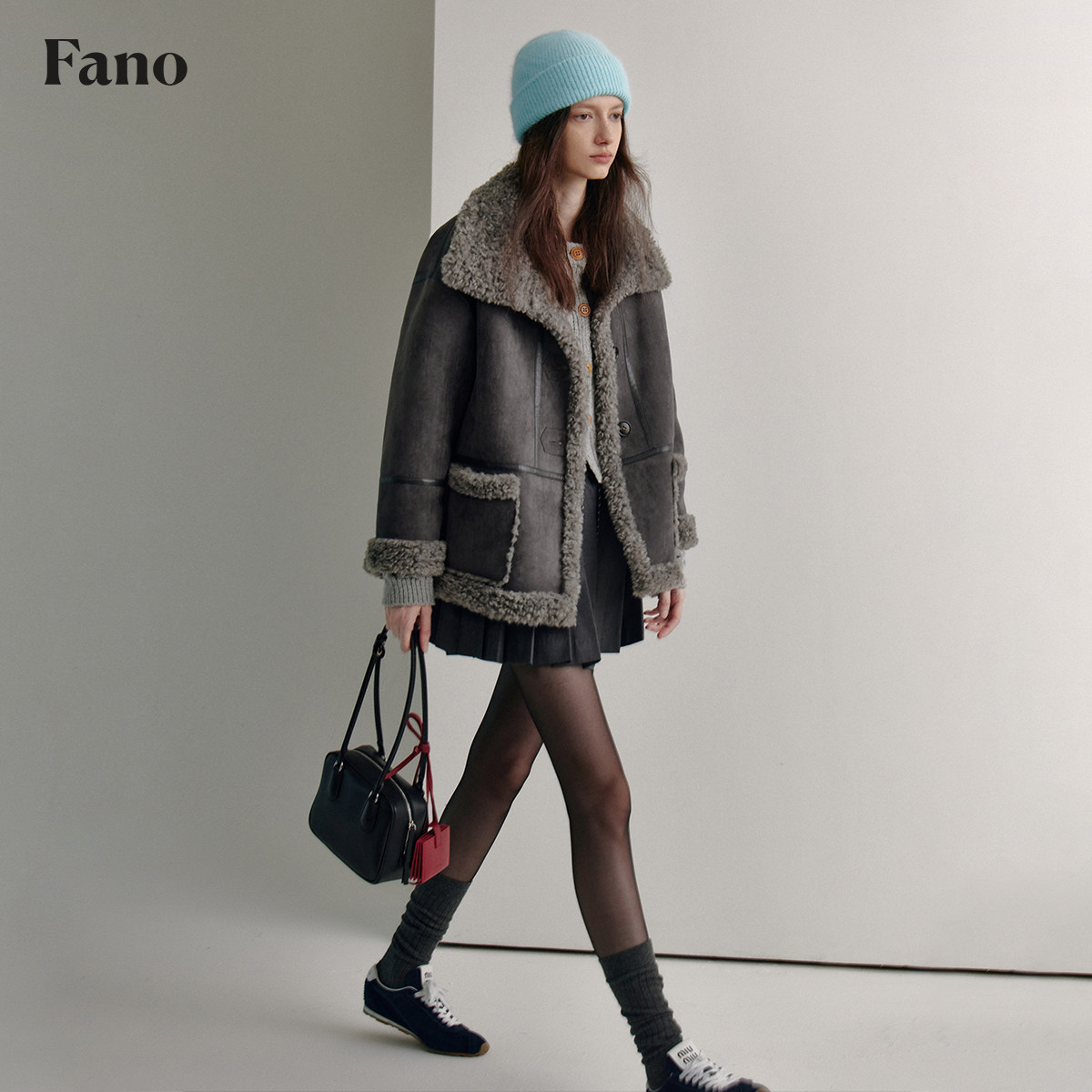 范洛法式复古烟灰色皮毛一体外套女2025冬季新款高级感保暖上衣,淘宝优惠券,粉丝福利购,淘宝优惠卷