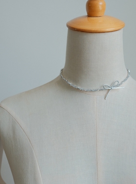 菠萝手作黑色串珠蝴蝶结项链