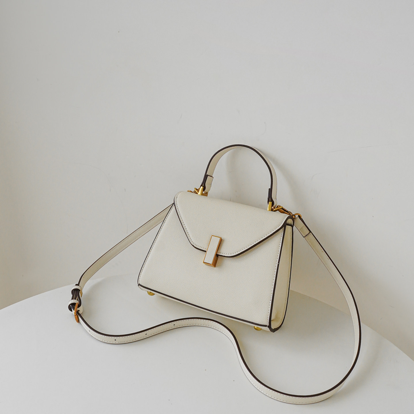 小众设计包包女2025新款高级感凯莉包简约气质手提单肩斜挎小方包,淘宝优惠券,粉丝福利购,淘宝优惠卷