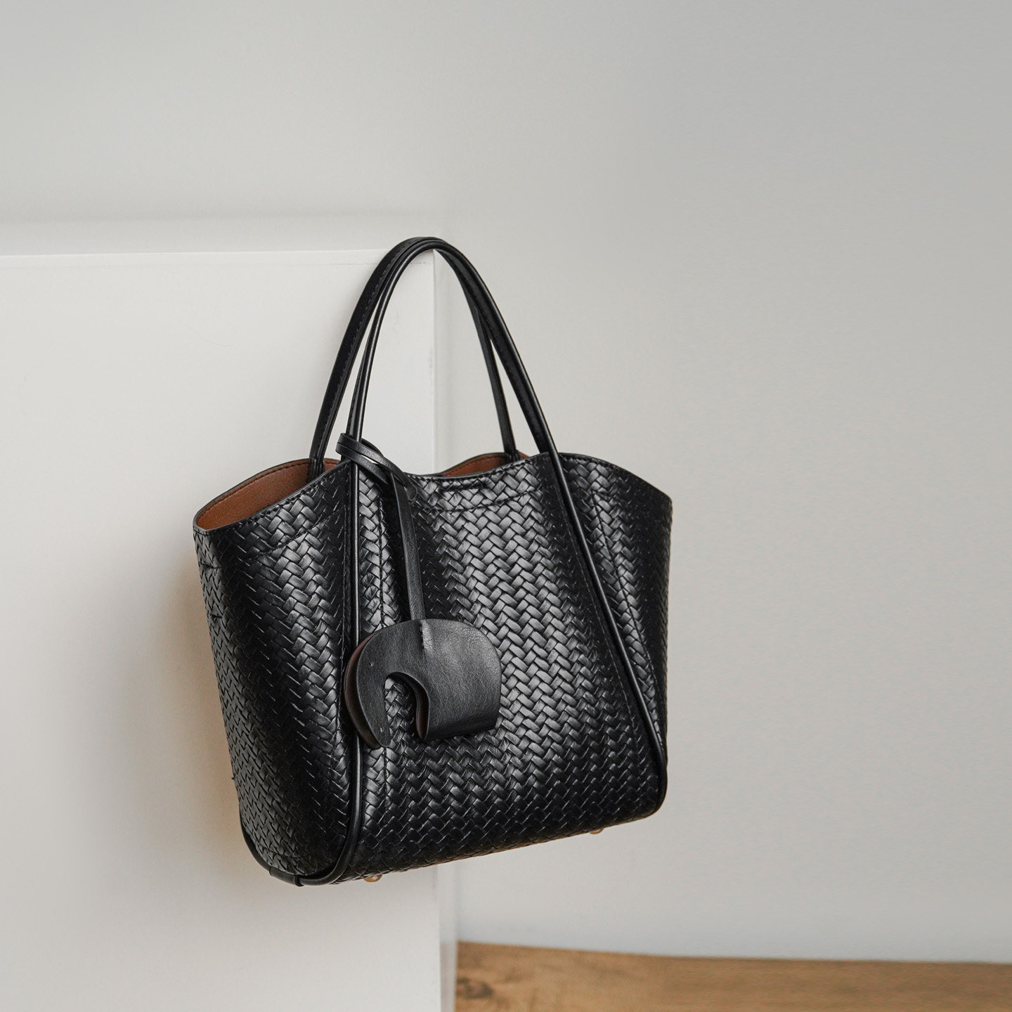 小众时尚手提菜篮子包包女2025新款大容量高级质感手提单肩斜挎包,淘宝优惠券,粉丝福利购,淘宝优惠卷