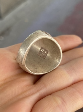 复古古玩收藏仿银男女戒貔开口蓝宝石情侣戒指时尚大气