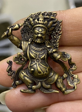 仿古古玩杂项藏式黄铜佛像金刚手菩萨佛像吊坠密宗供奉护法铜佛像