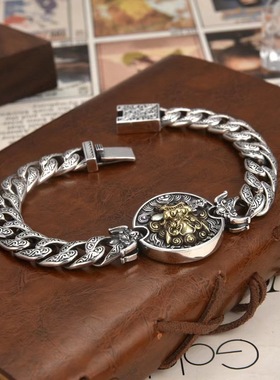 2151新品小众设计狮咬剑个性时尚复古男士手链国潮镂空花纹首饰品