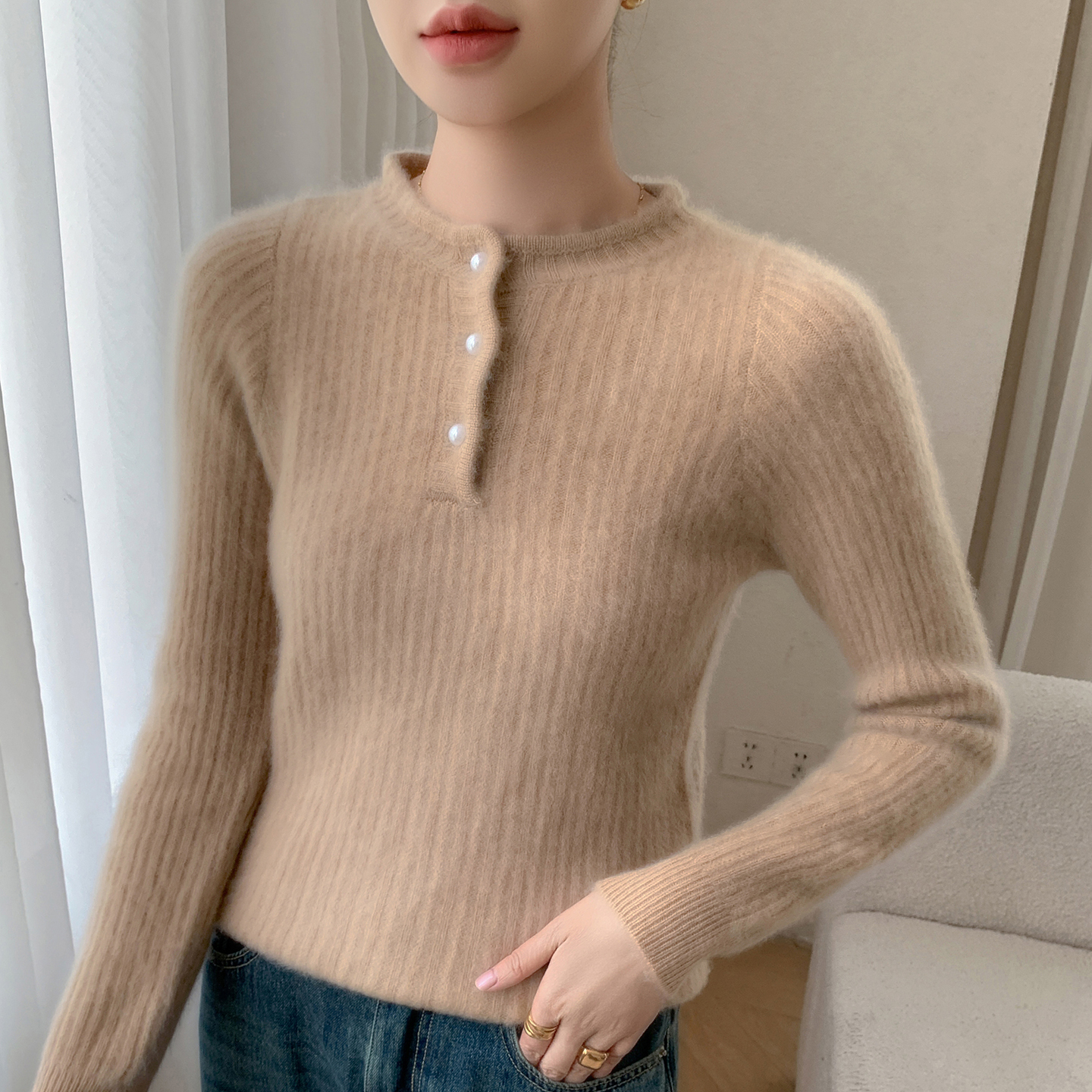 软糯！baby小山羊绒衫女半高领珍珠扣坑条针织毛衣宽松打底羊毛衫 - 图0