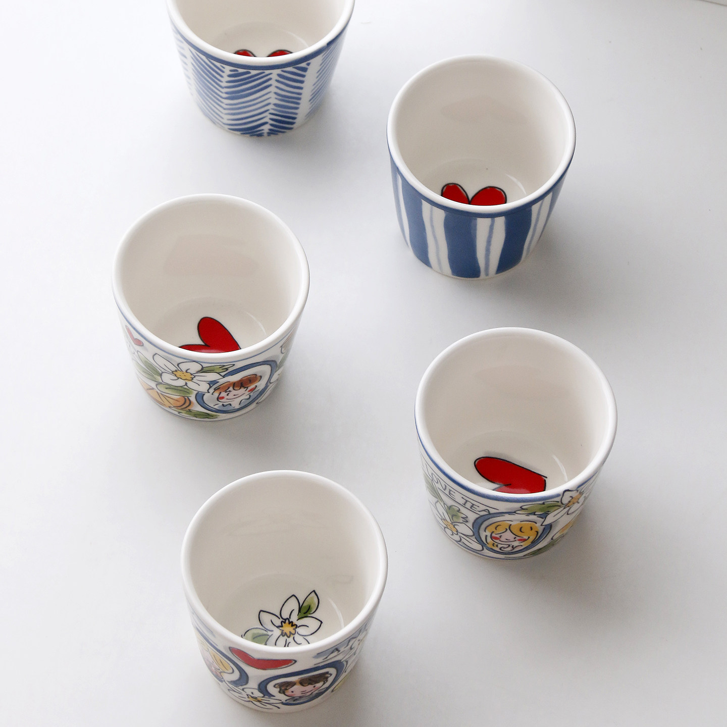 创意陶瓷小茶杯可爱卡通无把手小杯子家用可叠放品茗花茶咖啡水杯,淘宝优惠券,粉丝福利购,淘宝优惠卷