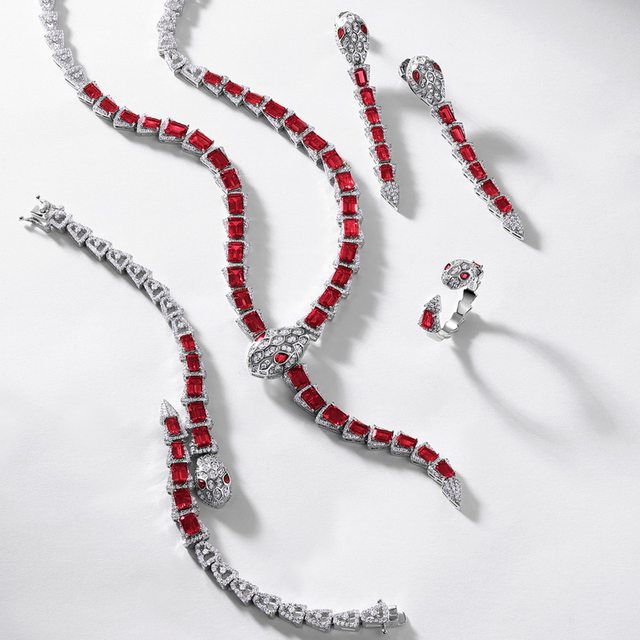 New personalized spirit snake cultivation color treasure set S925 silver inlaid cultivation emerald snake-shaped necklace ring for women