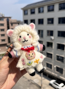 尼泊尔手工羊毛毡小羊挂件钥匙扣