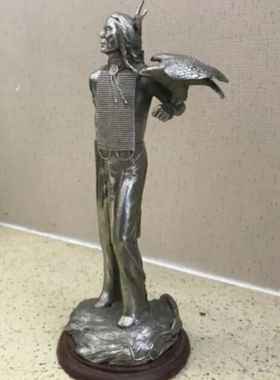 汉威摆件印第安人