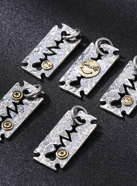 笑脸刀片吊坠泰银复古多元素项链