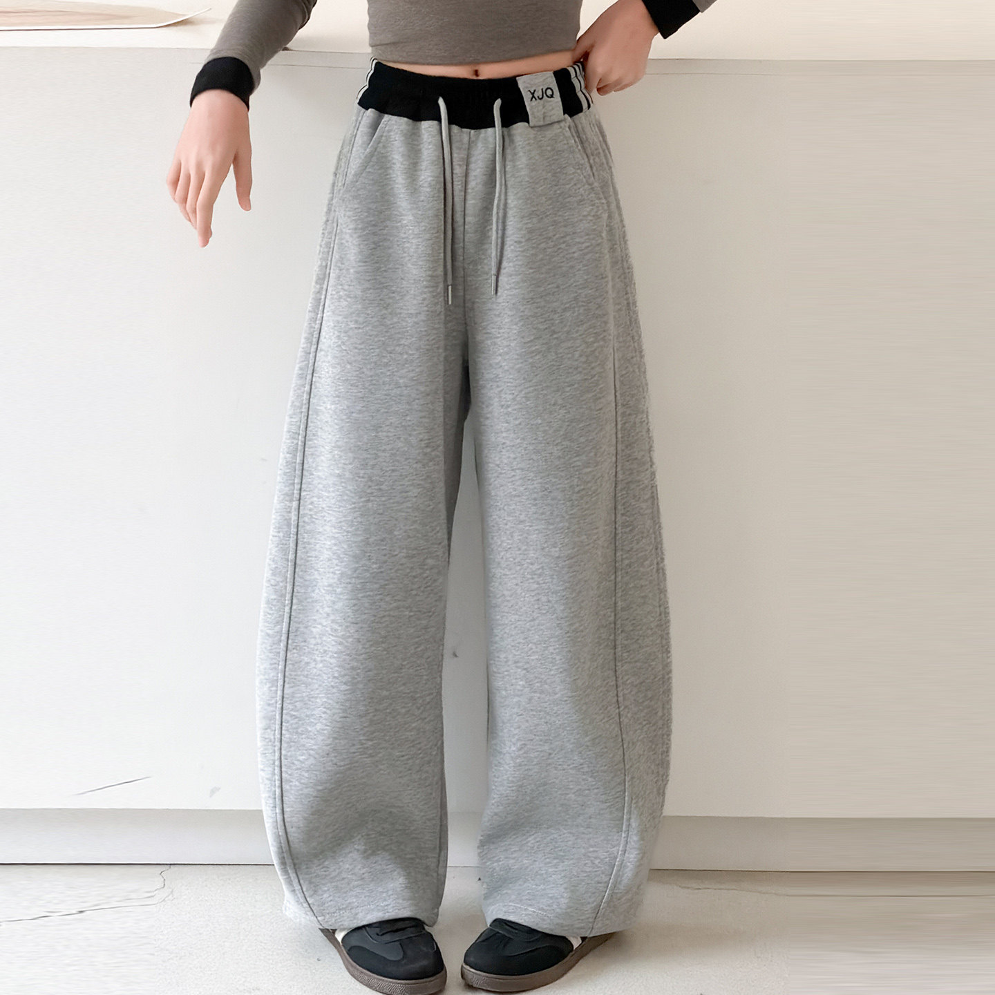 女童裤子春季2026新款洋气儿童运动卫裤中大童女孩春装休闲弯刀裤,淘宝优惠券,粉丝福利购,淘宝优惠卷