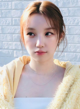 宋雨琦同款项链简约气质