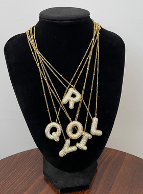 新款时尚轻奢感字母项链简约个性百搭项链衣服吊坠配饰品