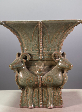 乡村古玩官窑老瓷柴窑花瓶清三代瓷器宋代龙泉窑四羊方尊