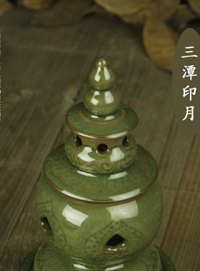 龙泉青瓷杭州西湖三潭印月香炉
