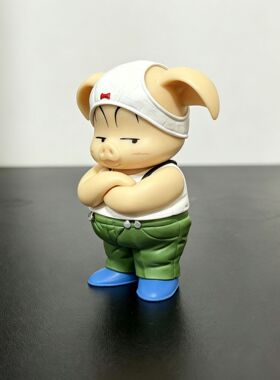 乌龙猪车载摆件装饰七龙珠手办动漫人偶模型车载礼物公仔搪胶材质