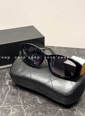 26FW复古方框墨镜太阳眼镜女