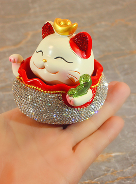 高档镶钻摇头招财猫车载中控台
