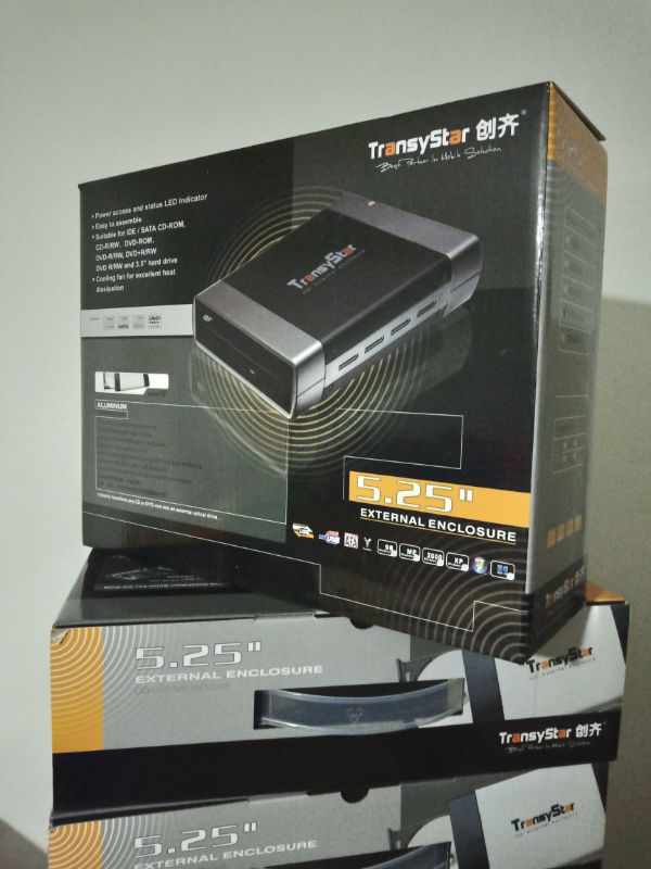 正品创齐525QSU  USB2.0台式机SATA串口内置改外置台式机光驱盒 - 图2