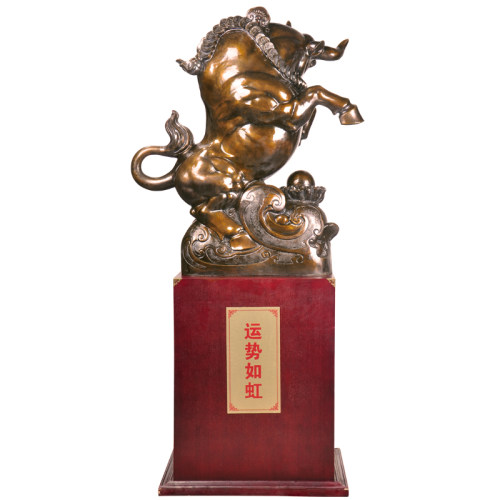 大型落地铜牛摆件运势如虹工艺装饰品办公桌室客厅铜华尔街牛 - 图2