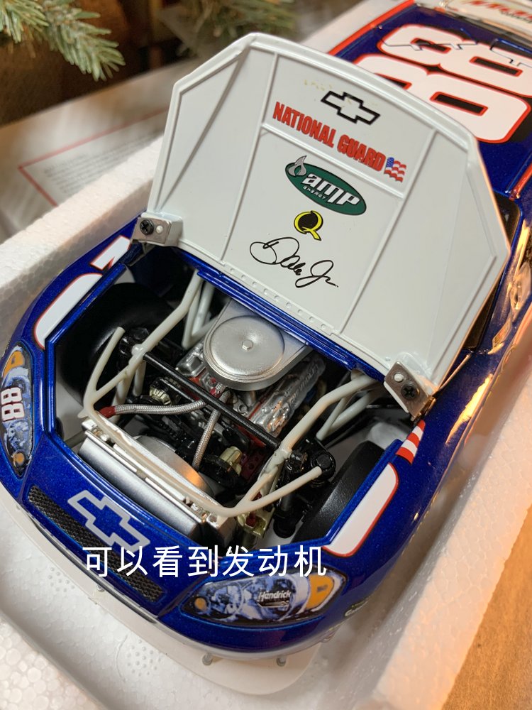 收藏级明星赛车手Dale Earnhardt Jr夺冠雪弗兰1:24合金赛车车模-图2