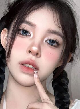 眼影卧蚕笔眼头高光提亮笔